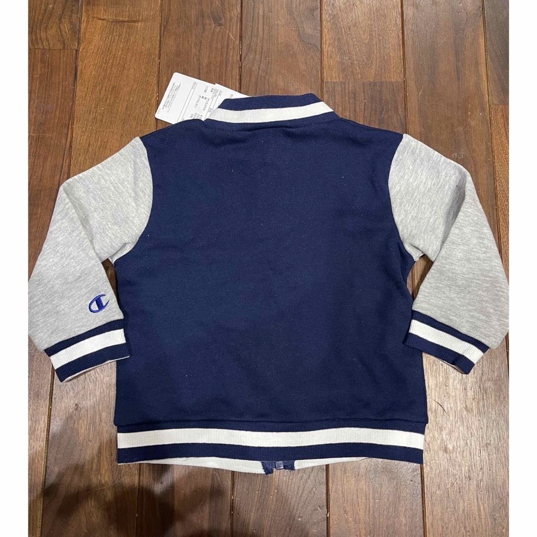 Champion(チャンピオン)のチャンピオン　ブルゾン　95センチ　 キッズ/ベビー/マタニティのキッズ服男の子用(90cm~)(ジャケット/上着)の商品写真