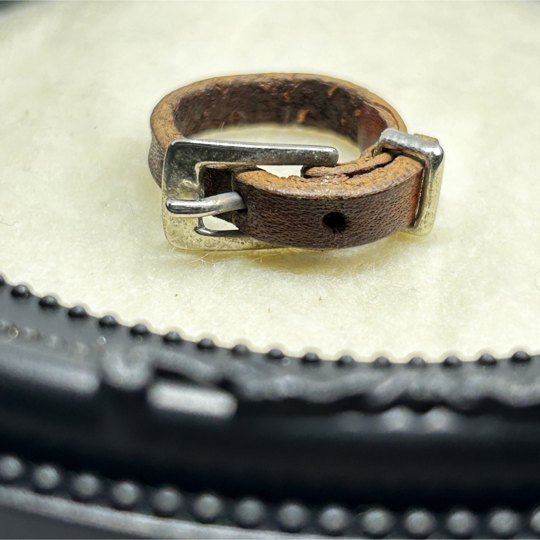 レザーベルトリング レディースのアクセサリー(リング(指輪))の商品写真