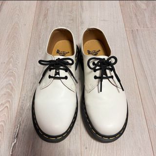 ドクターマーチン(Dr.Martens)の1461 3 ホール シューズ  WHITE ホワイト(ローファー/革靴)