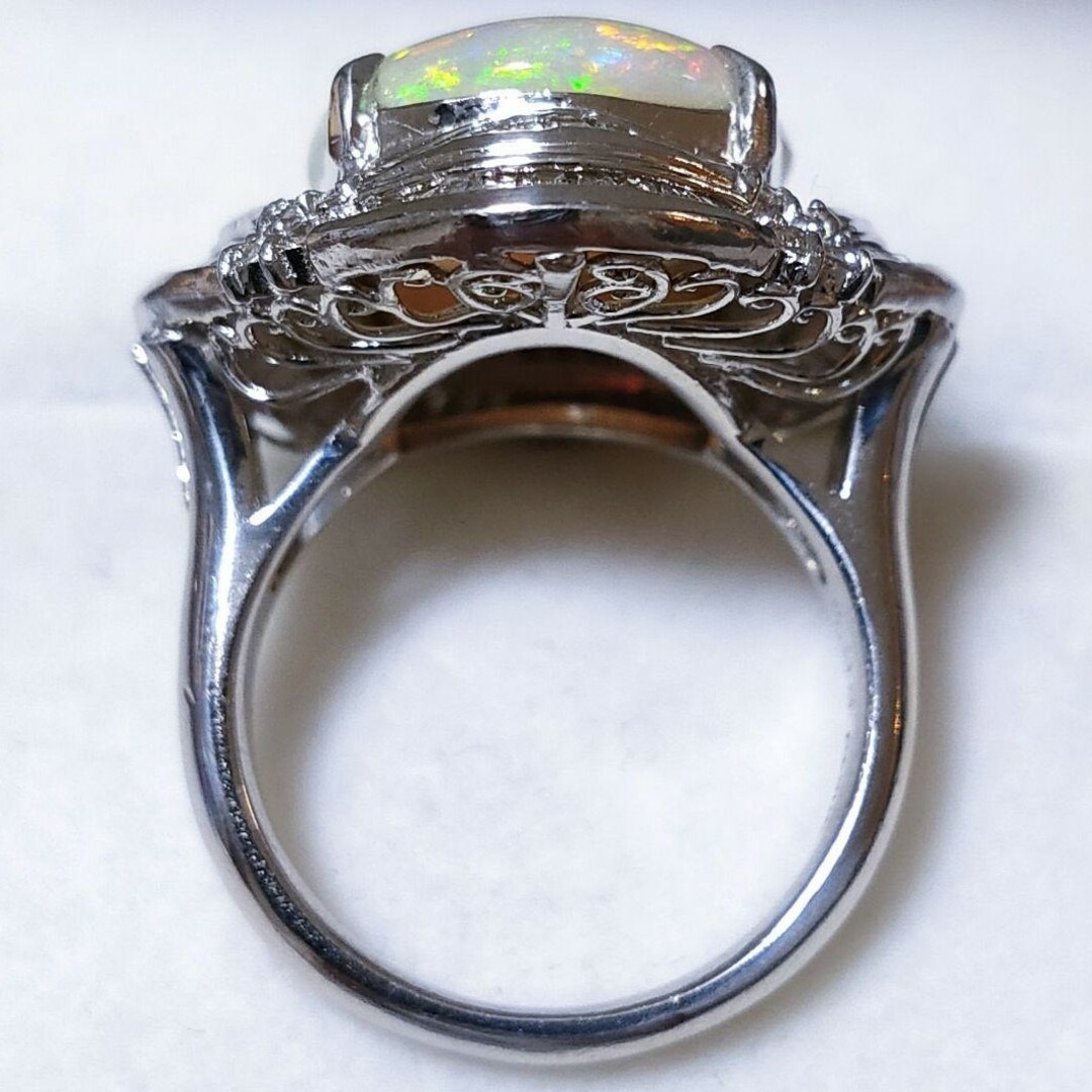 ダイヤモンド×ホワイトオパール リング Pt900 6.35ct 2.07ctの ダイヤモンド×ホワイトオパール リング Pt900 6.35ct 2.07ctの