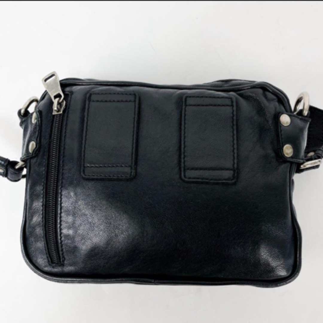D&G(ディーアンドジー)のドルチェ&ガッバーナ ショルダーバッグ メタルプレート レザー ブラック レディースのバッグ(ショルダーバッグ)の商品写真