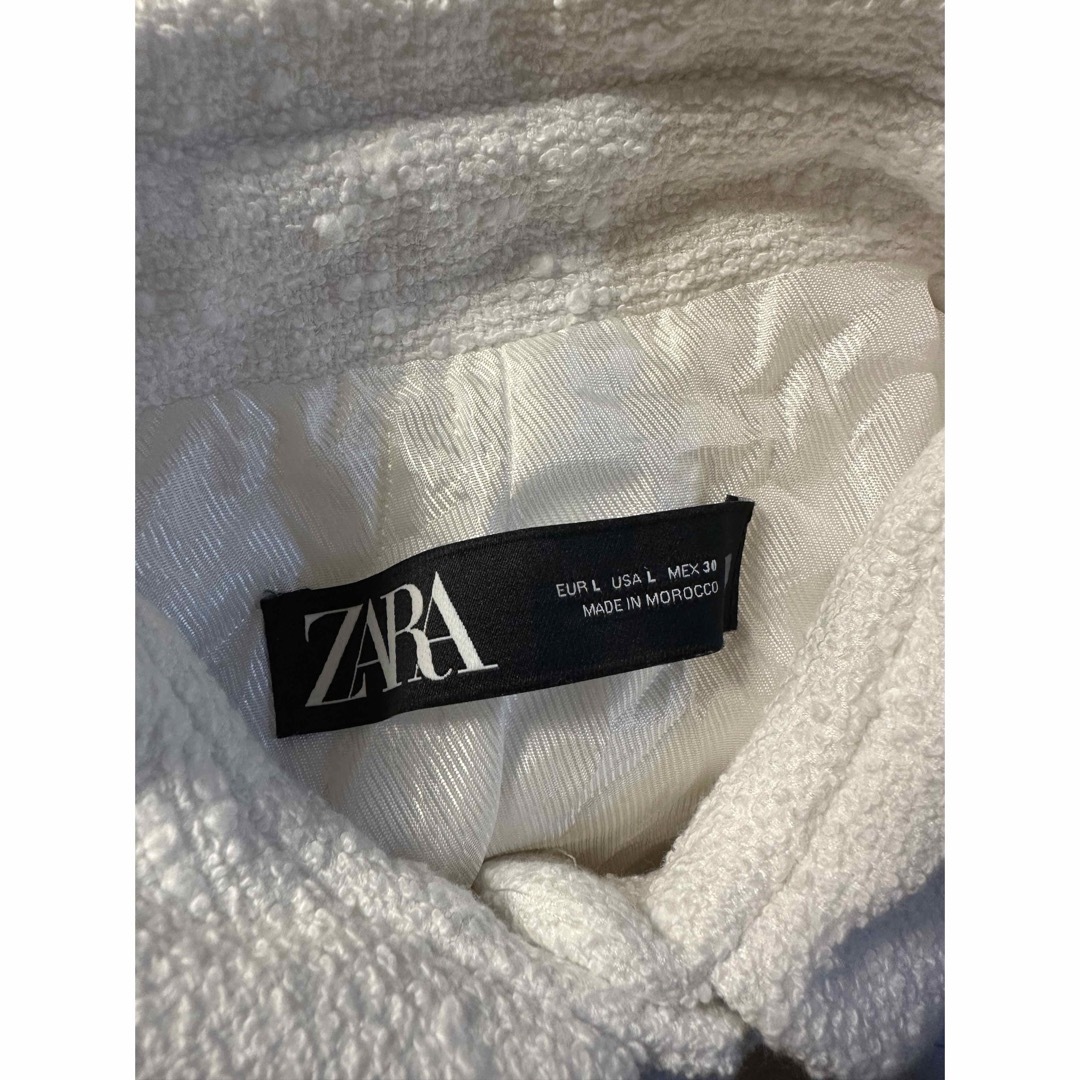 ZARA(ザラ)のZARA Textured Cropped Blazer  レディースのジャケット/アウター(テーラードジャケット)の商品写真