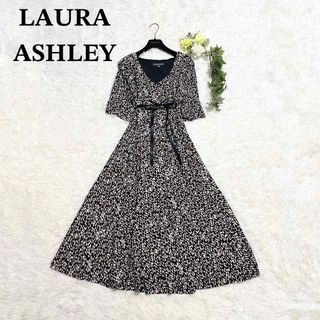 ローラアシュレイ(LAURA ASHLEY)の極美品 ローラアシュレイ 大きいサイズ ストレッチワンピース 総柄  希少(ロングワンピース/マキシワンピース)