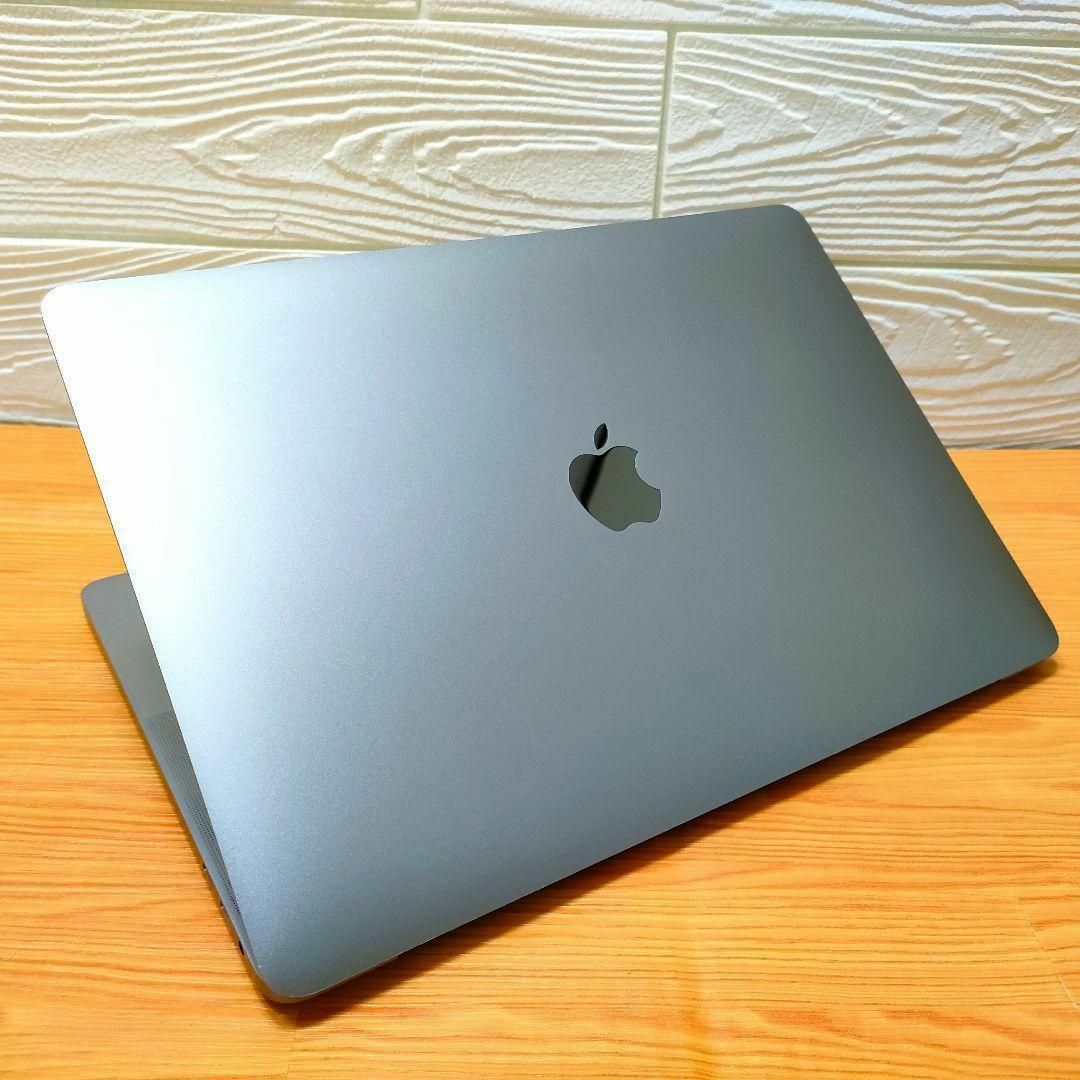 美品✨Apple MacBook Pro 2019　Corei7 ノートパソコン スマホ/家電/カメラのPC/タブレット(ノートPC)の商品写真