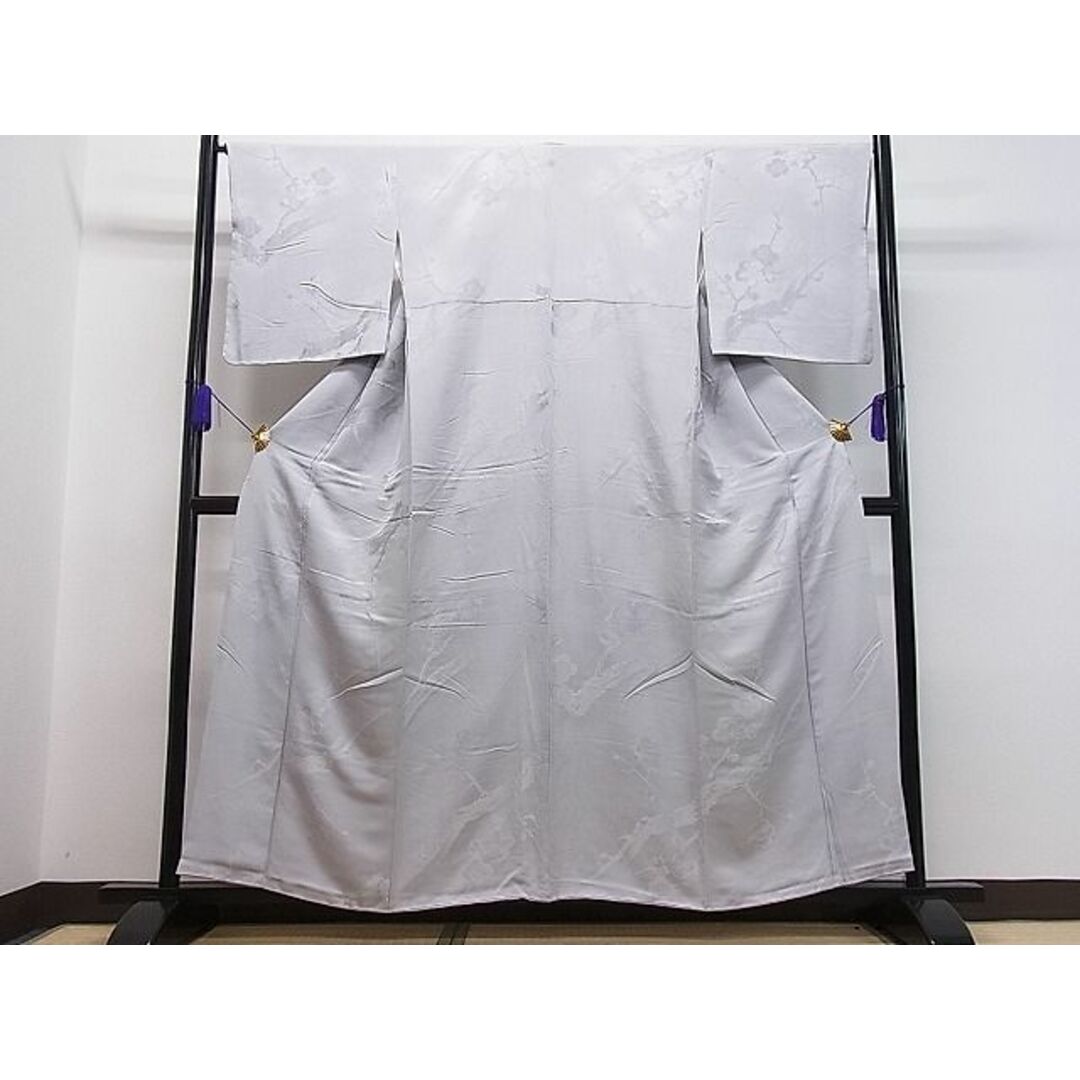 平和屋1■上質な色無地　枝梅地紋　灰白色　逸品　ua7152 レディースの水着/浴衣(着物)の商品写真