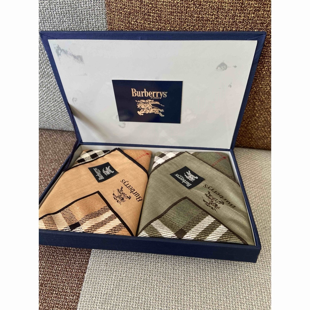 BURBERRY(バーバリー)のバーバリー BURBERRY ハンカチ　2枚セット メンズのファッション小物(ハンカチ/ポケットチーフ)の商品写真