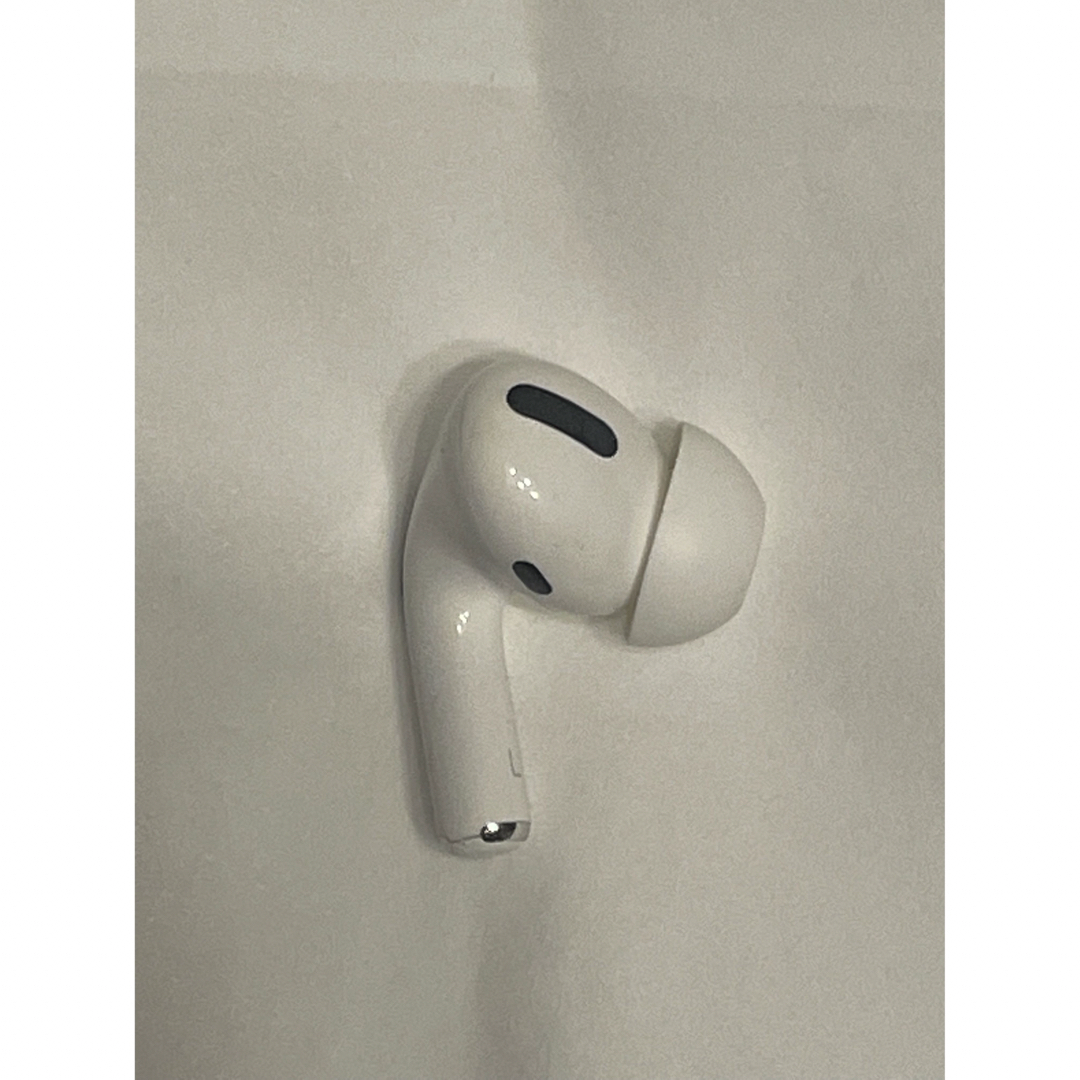 Apple(アップル)のAPPLE AirPods Pro 左耳のみ スマホ/家電/カメラのオーディオ機器(ヘッドフォン/イヤフォン)の商品写真