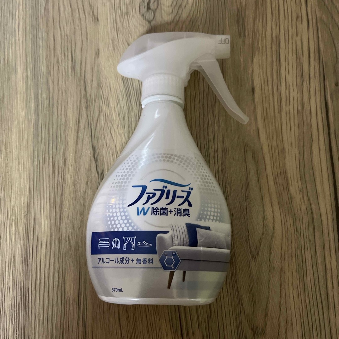 ファブリーズW除菌 無香料 アルコール成分入り 370ml インテリア/住まい/日用品のインテリア/住まい/日用品 その他(その他)の商品写真