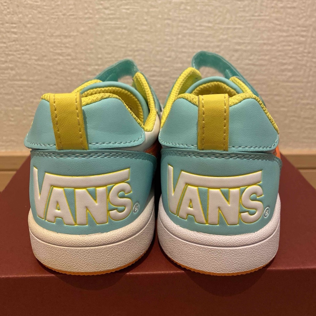 VANS(ヴァンズ)のvans シューズ　20センチ キッズ/ベビー/マタニティのキッズ靴/シューズ(15cm~)(スニーカー)の商品写真