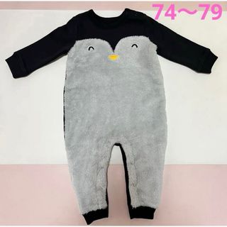 ギャップ(GAP)のB-9★ベビーギャップ ペンギンもこもこロンパース ブラック 70 80(カバーオール)