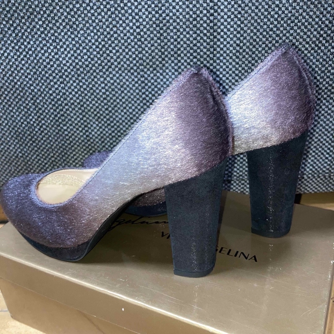 ✨お値下げ✨VIVA ANGELINA ファーパンプス グラデーション レディースの靴/シューズ(ハイヒール/パンプス)の商品写真