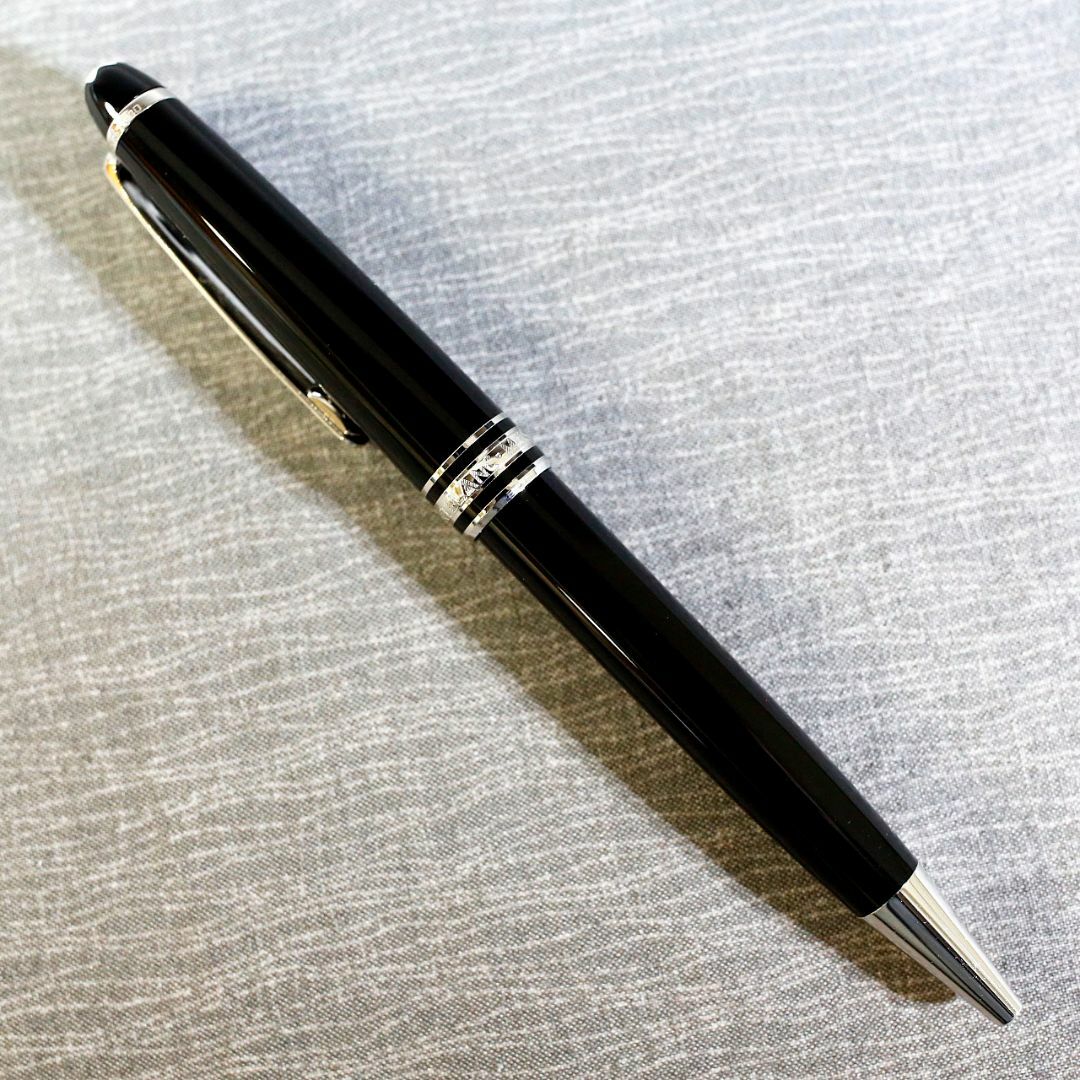 MONTBLANC(モンブラン)の【極美品 送料込み】モンブラン ボールペン １６４ マイスター プラチナライン インテリア/住まい/日用品の文房具(ペン/マーカー)の商品写真