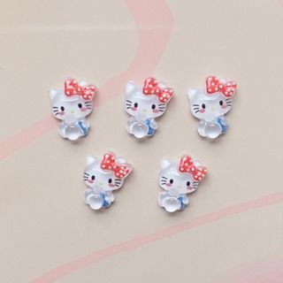 新品未使用！キティちゃん ネイルパーツ 5個セット(デコパーツ)