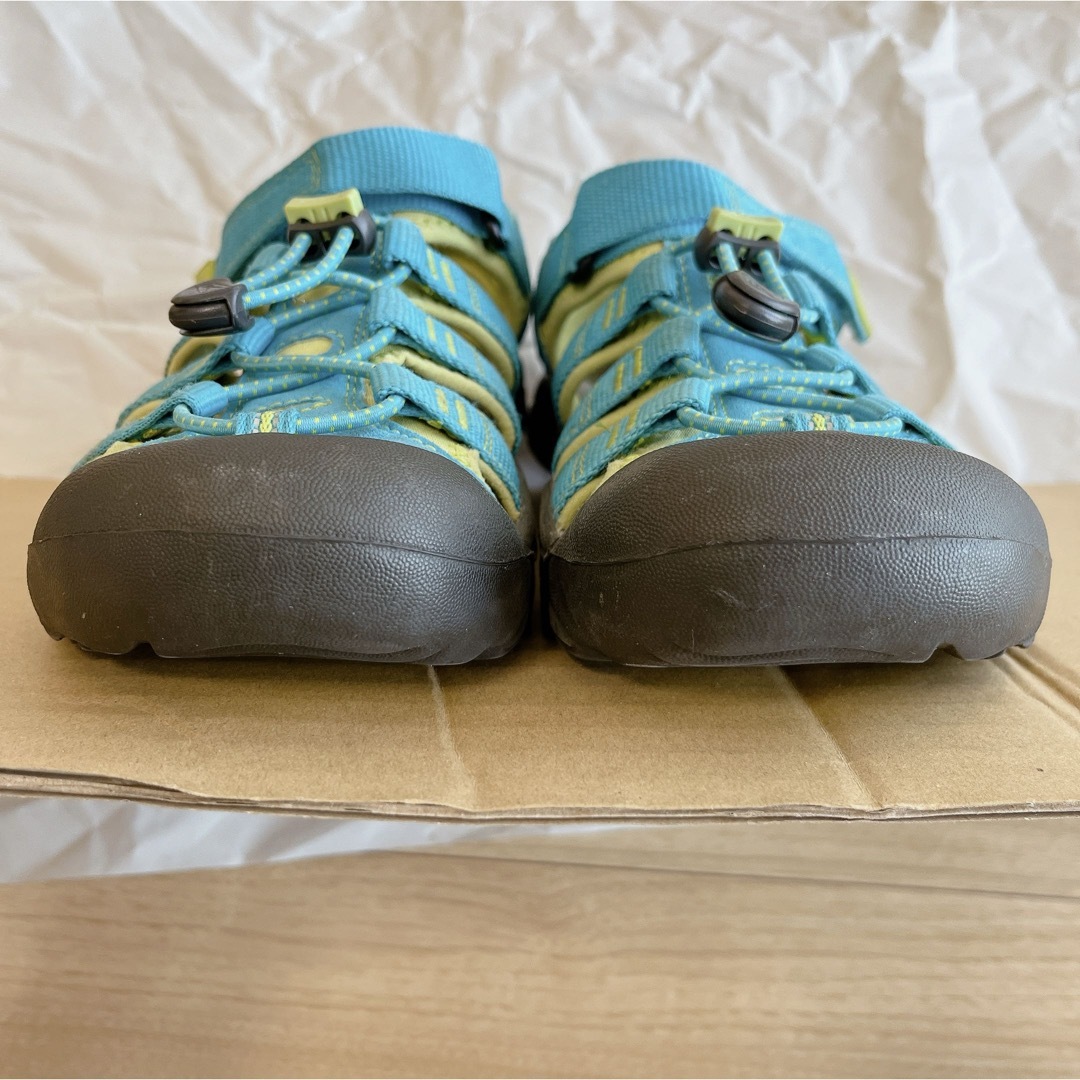 KEEN(キーン)のキーン　サンダル　22cm ウォータープルーフ　ブルー　水陸両用　キッズ　青 キッズ/ベビー/マタニティのキッズ靴/シューズ(15cm~)(アウトドアシューズ)の商品写真