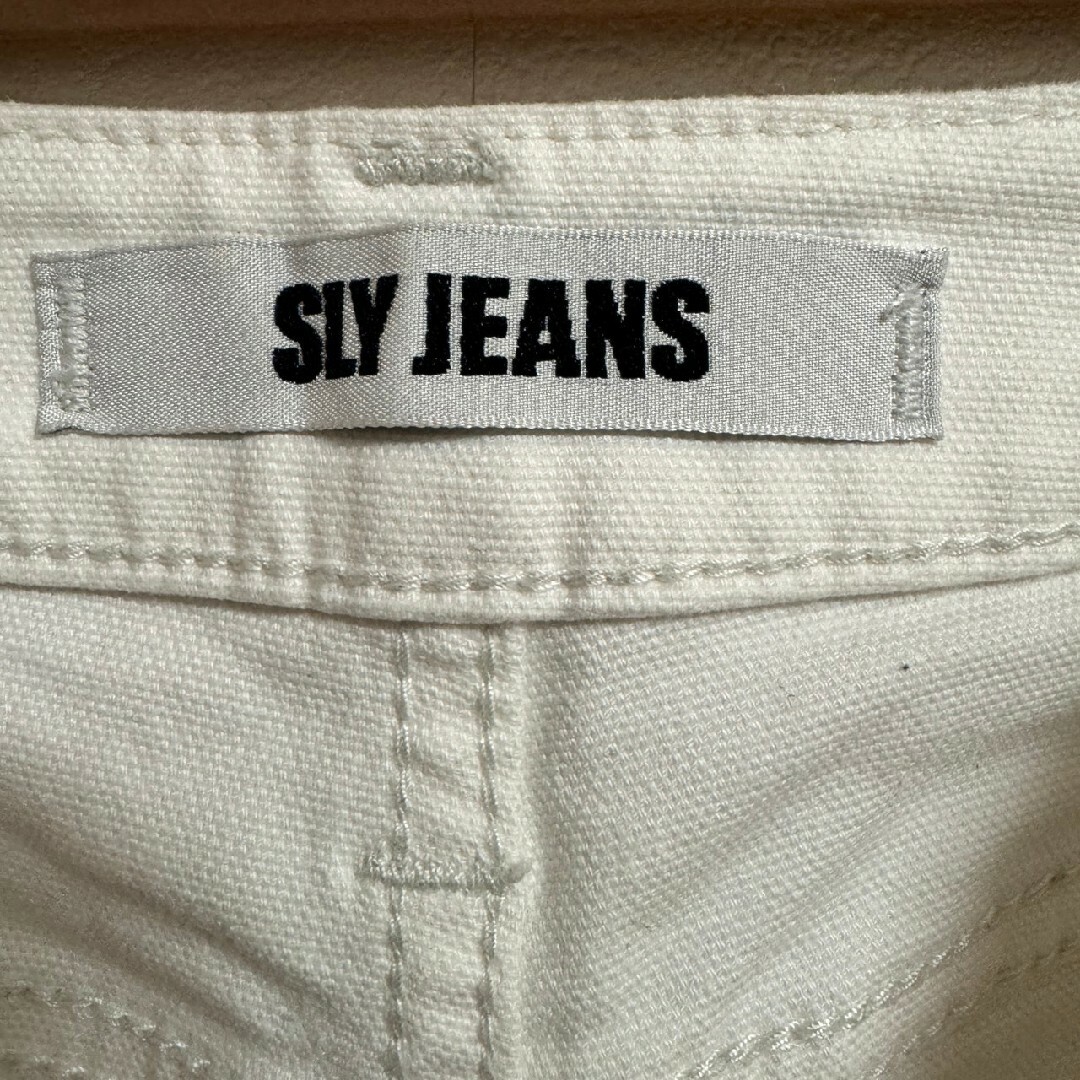 SLY(スライ)の【SLY JEANS】　カラースキニーパンツ　ホワイトスキニー レディースのパンツ(スキニーパンツ)の商品写真