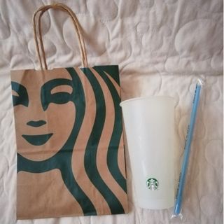 スターバックス(Starbucks)のSTARBUCKSカラーチェンジングリユーザブルコールドカップ(タンブラー)