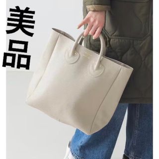 ヤングアンドオルセン(YOUNG&OLSEN)の美品！YOUNG＆OLSENヤングアンドオルセン エンボスレザートートMベージュ(トートバッグ)