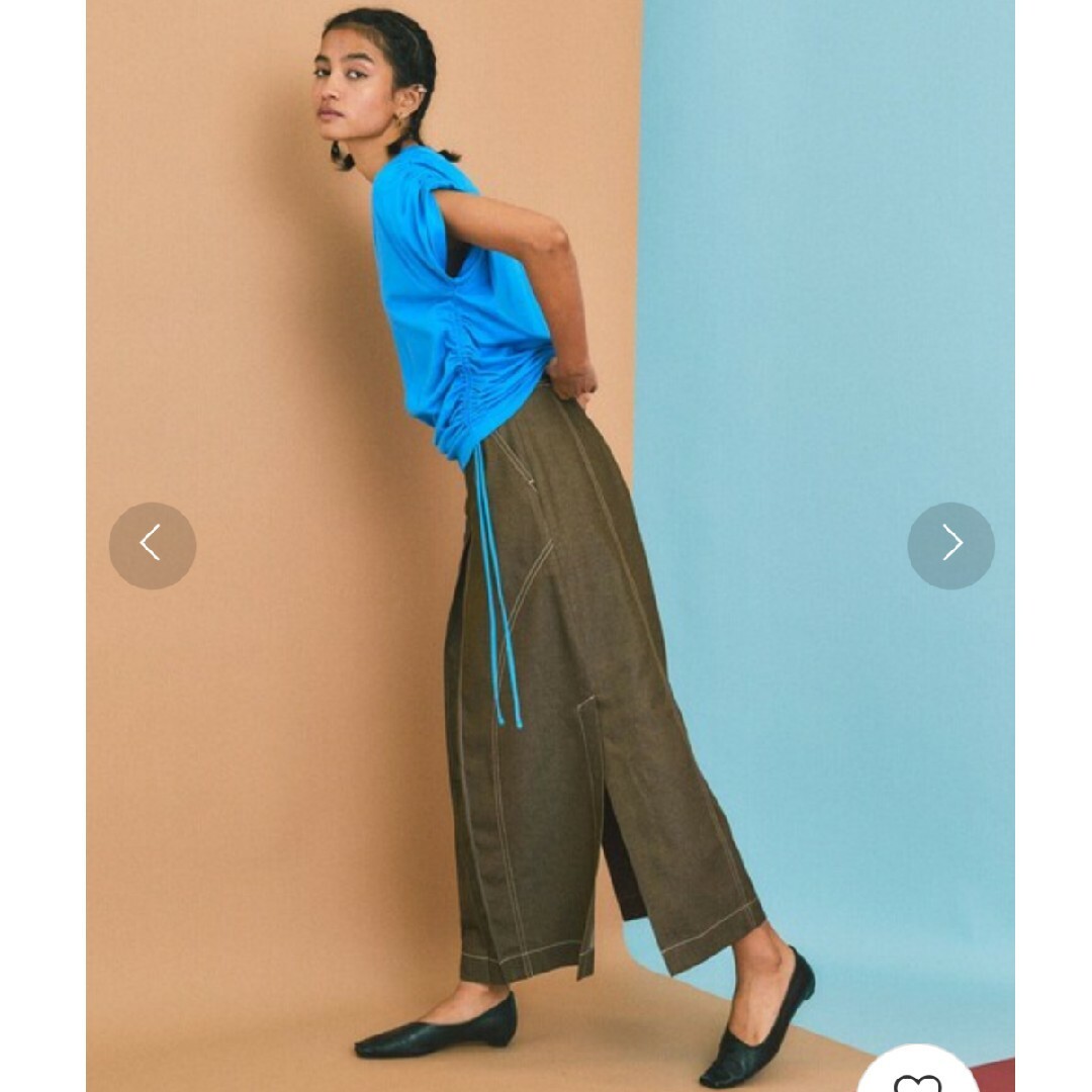 INellaイネラ　サイドスリットロングスカート　グリーン レディースのスカート(ロングスカート)の商品写真