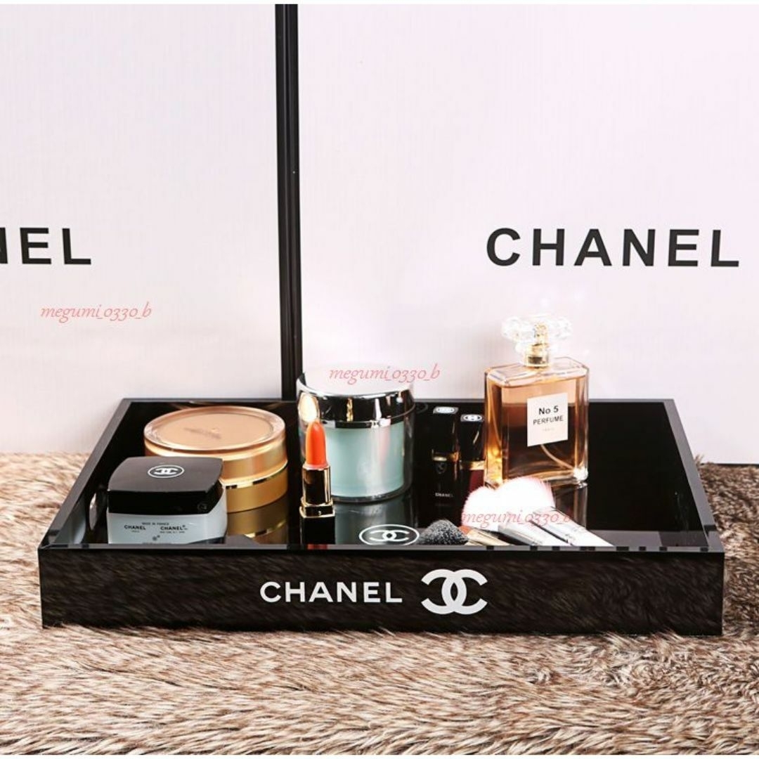 CHANEL(シャネル)の大トレー☆★CHANEL 大きなトレー ネイル・コスメ・アクセサリーディスプレイ インテリア/住まい/日用品のインテリア小物(その他)の商品写真