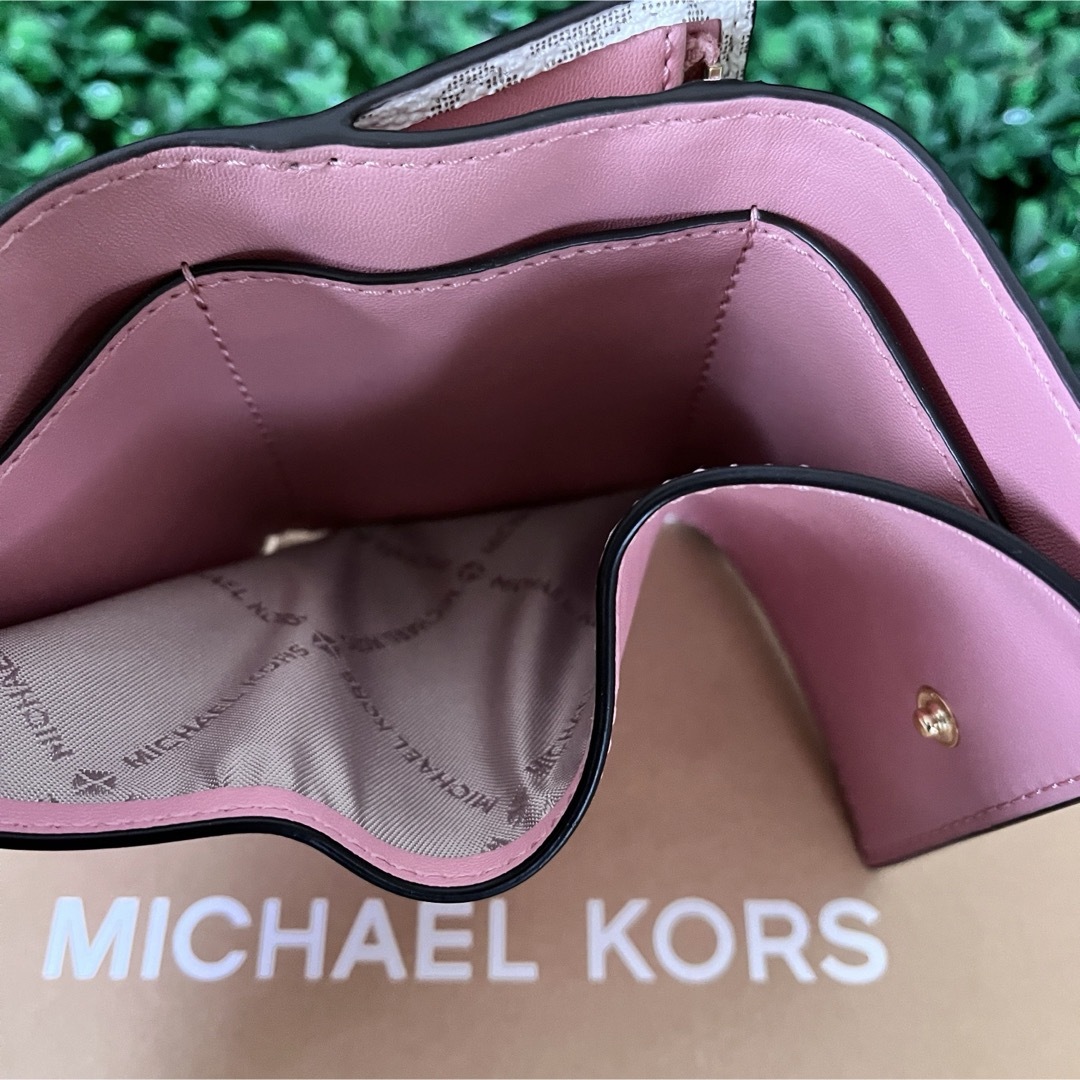 Michael Kors(マイケルコース)のマイケルコース☆新品☆JET SET 三つ折り財布/バニラ ピンク レディースのファッション小物(財布)の商品写真