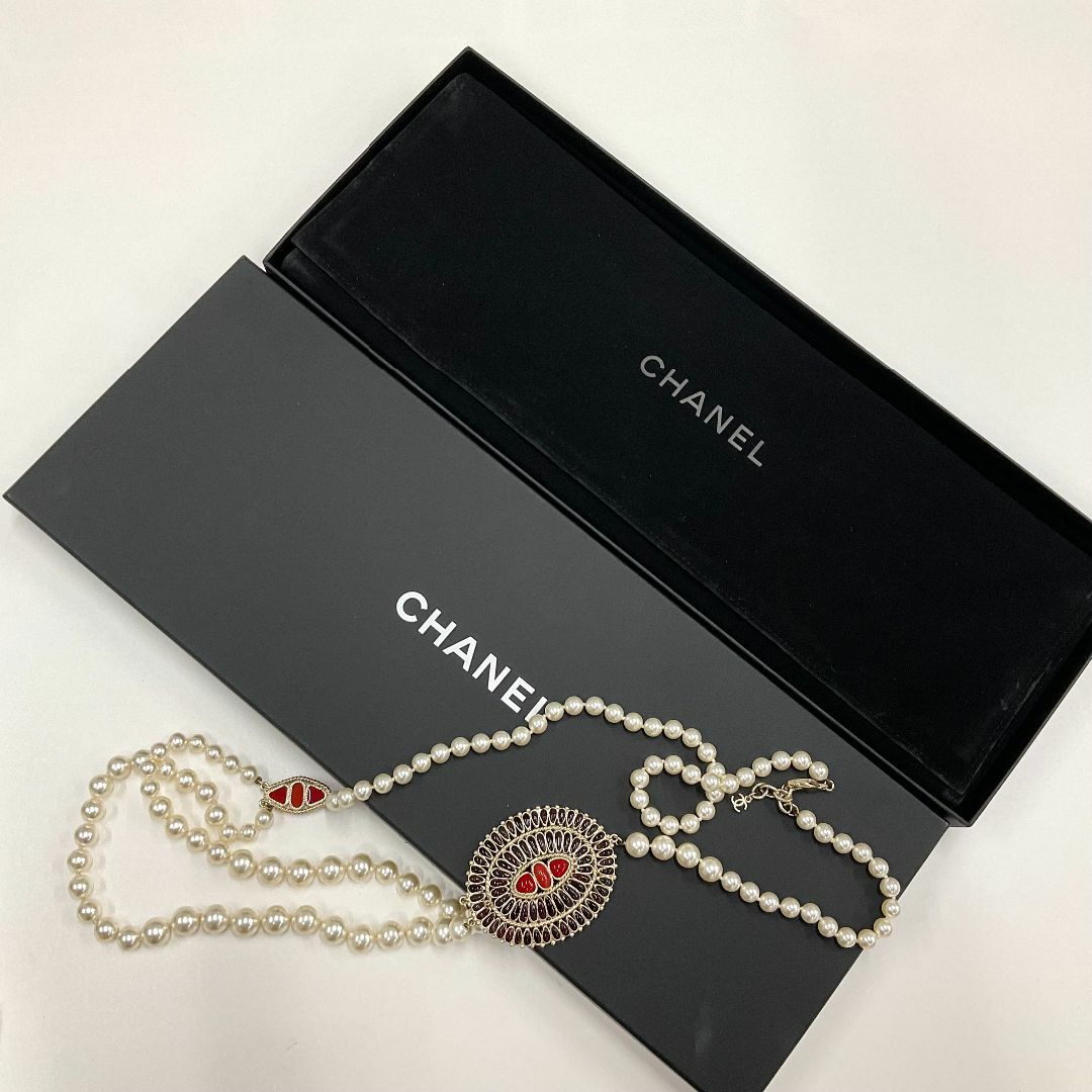 CHANEL(シャネル)の6386 シャネル パール ココマーク カラーストーン ロングネックレス レディースのアクセサリー(ネックレス)の商品写真