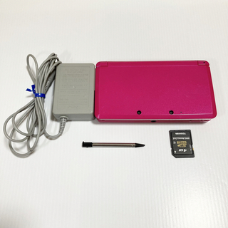 ニンテンドー3DS(ニンテンドー3DS)の3ds 本体　ニンテンドー　グロスピンク　ピンク(携帯用ゲーム機本体)