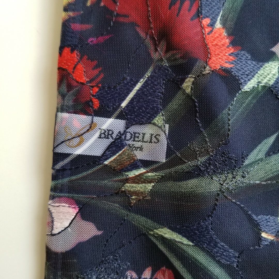 BRADELIS(ブラデリス)のブラデリス☆巾着 レディースのファッション小物(ポーチ)の商品写真