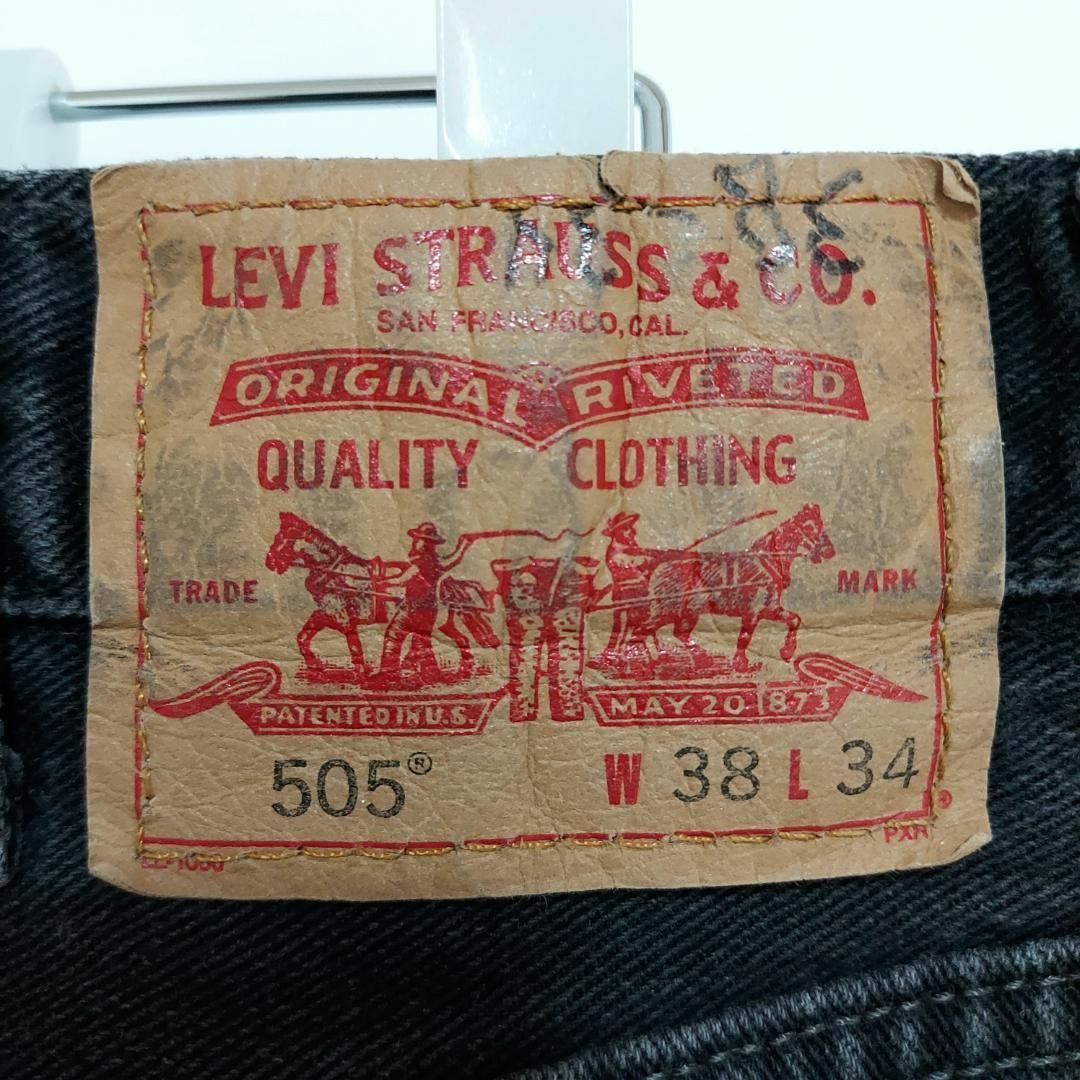 Levi's(リーバイス)のリーバイス505 W38 ブラックデニム 黒 カナダ製 00s パンツ 8430 メンズのパンツ(デニム/ジーンズ)の商品写真