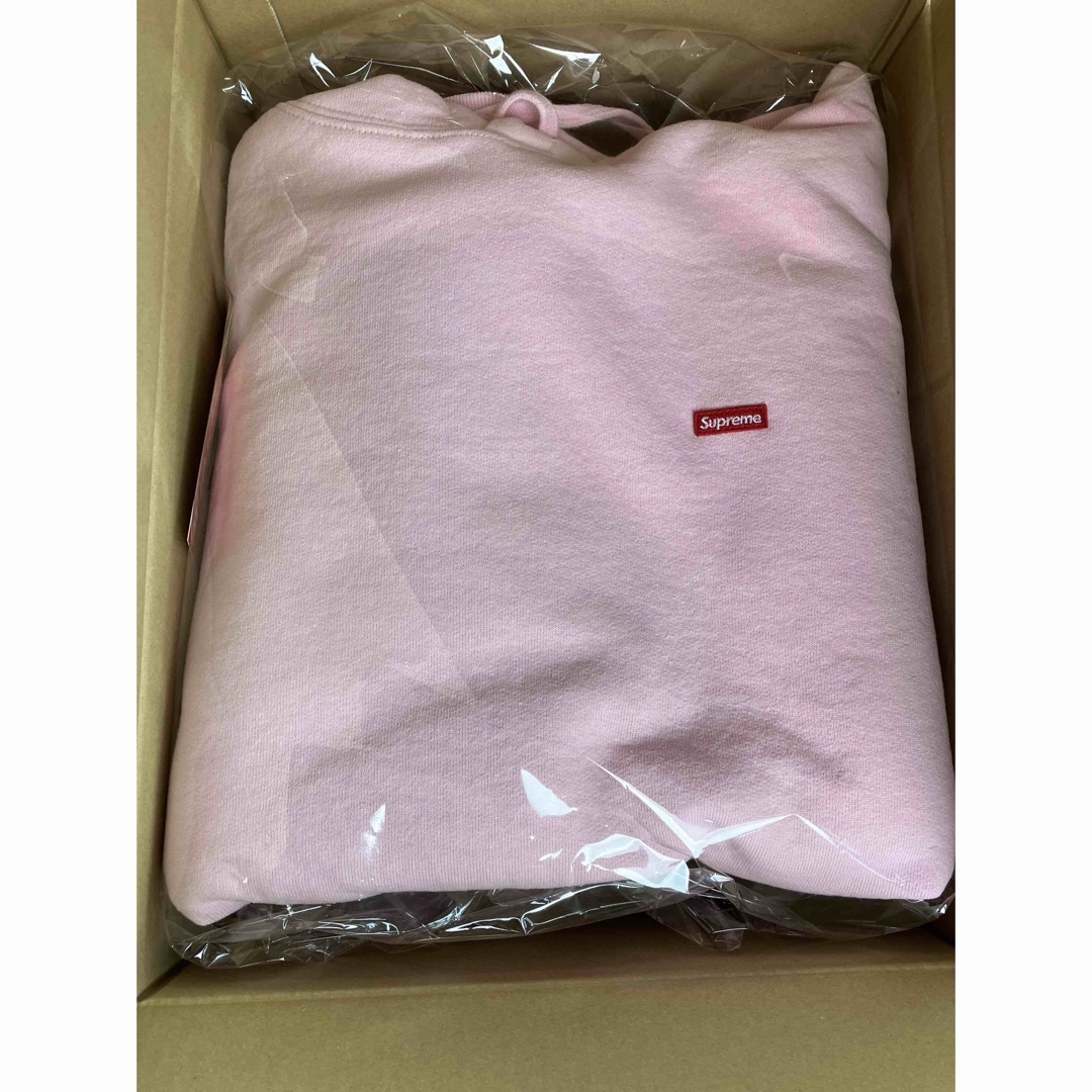 Supreme(シュプリーム)のSUPREME - Small Box Hooded Sweatshirt メンズのトップス(パーカー)の商品写真