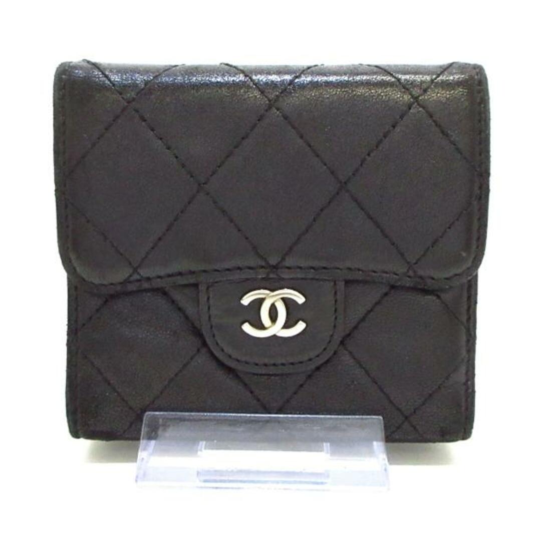 CHANEL(シャネル)のシャネル Wホック財布 マトラッセ 黒 レディースのファッション小物(財布)の商品写真