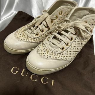 グッチ(Gucci)のグッチ GUCCI レザー スニーカー ゴールドスタッズ レディース シューズ(スニーカー)