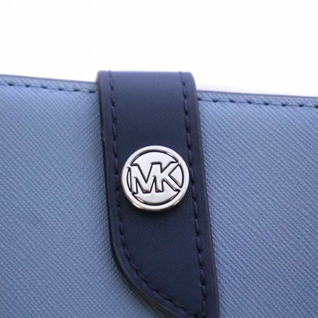 Michael Kors(マイケルコース)のマイケルコース MK CHARM タブ ウォレット ミディアム 二つ折り 財布 レディースのファッション小物(財布)の商品写真