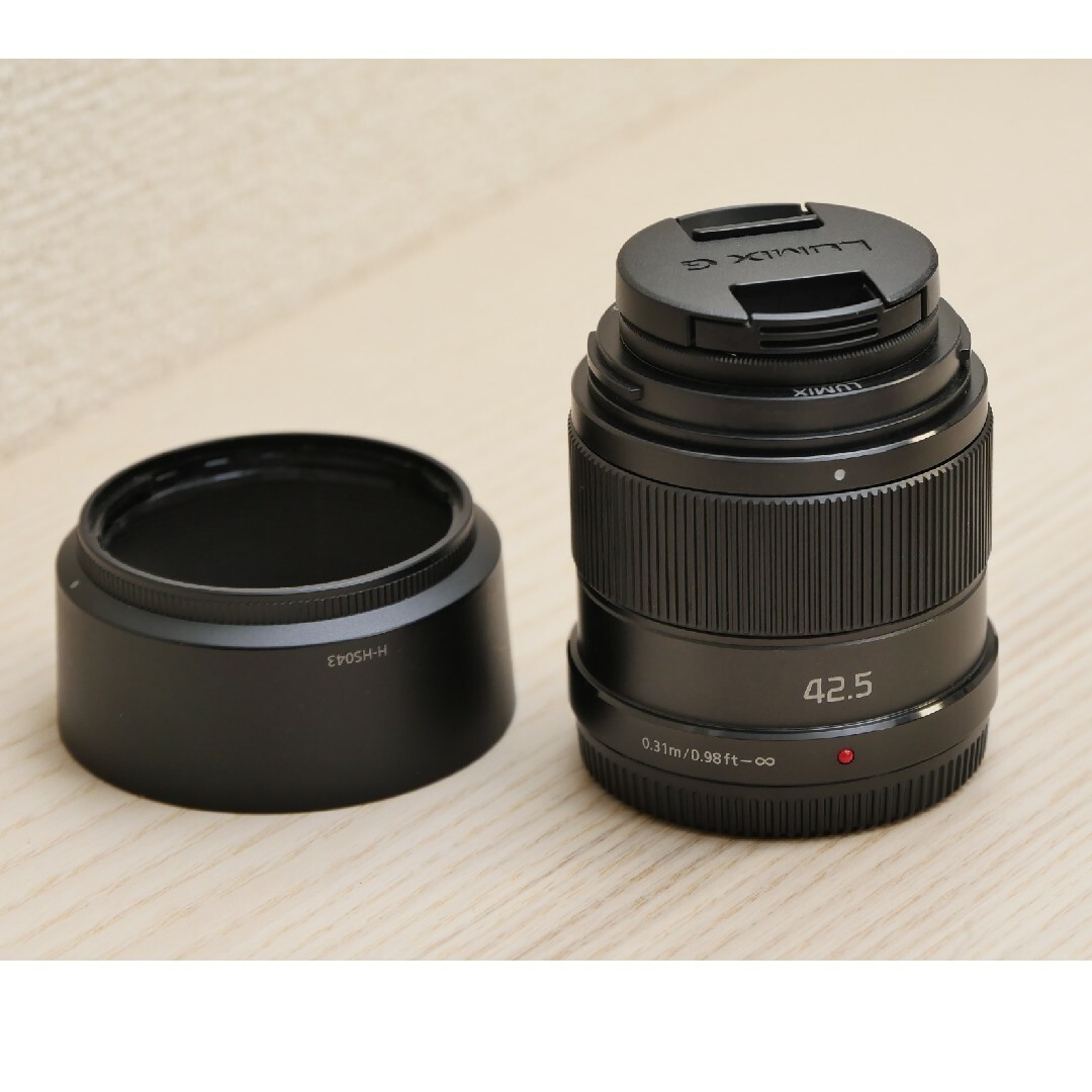 Panasonic(パナソニック)のPanasonic　42.5mm F1.7単焦点レンズ＋保護フィルター スマホ/家電/カメラのカメラ(レンズ(単焦点))の商品写真