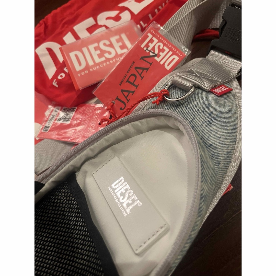 DIESEL(ディーゼル)の新品DIESEL 1DR Pod Crossbody ボディバッグ メンズのバッグ(ボディーバッグ)の商品写真