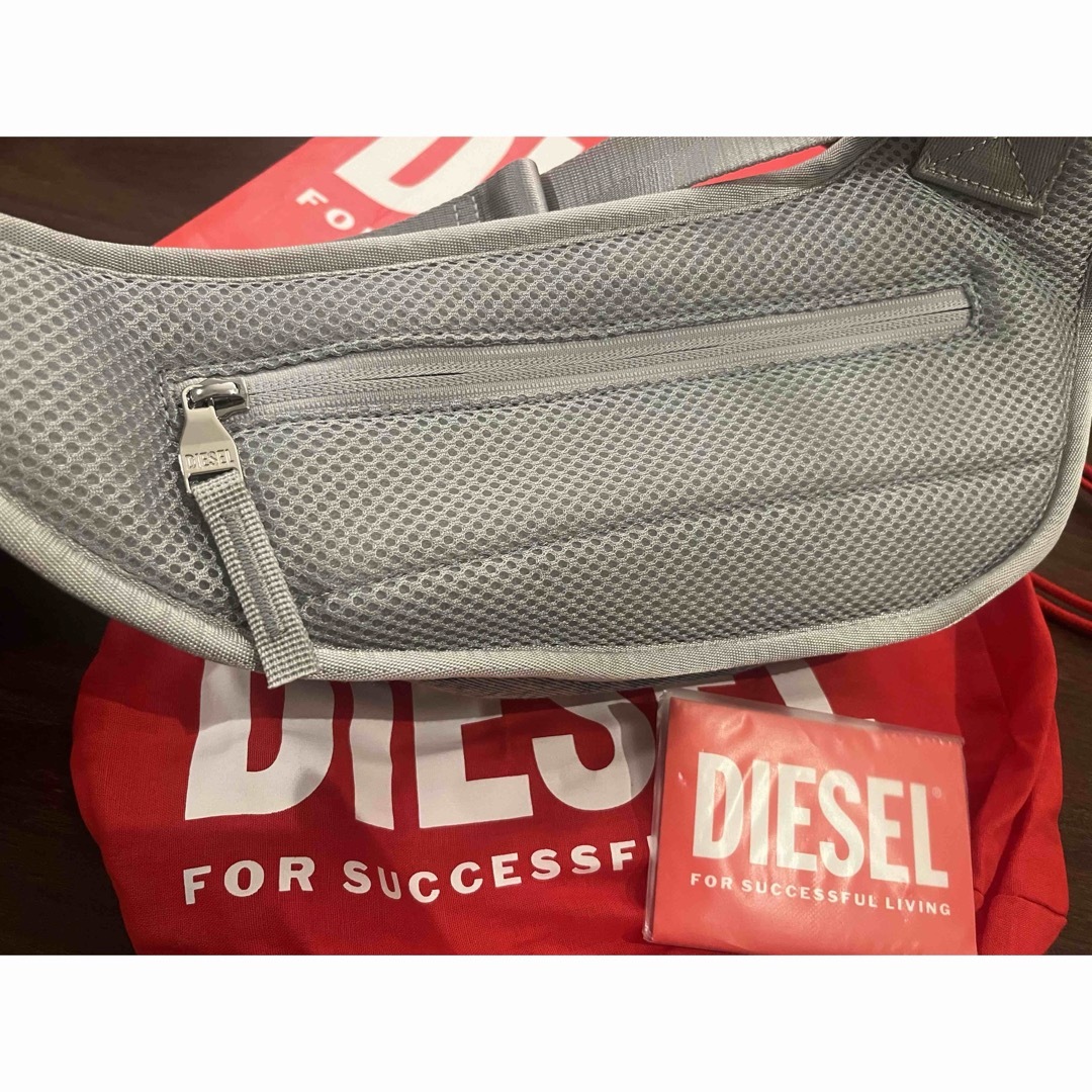 DIESEL(ディーゼル)の新品DIESEL 1DR Pod Crossbody ボディバッグ メンズのバッグ(ボディーバッグ)の商品写真