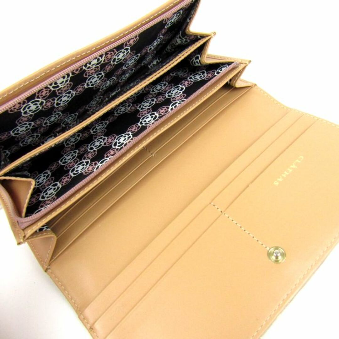 CLATHAS(クレイサス)のクレイサス 長財布 フラップ 花柄 ロゴプレート 小銭入れあり ブランドロングウォレット レディース ゴールド CLATHAS レディースのファッション小物(財布)の商品写真