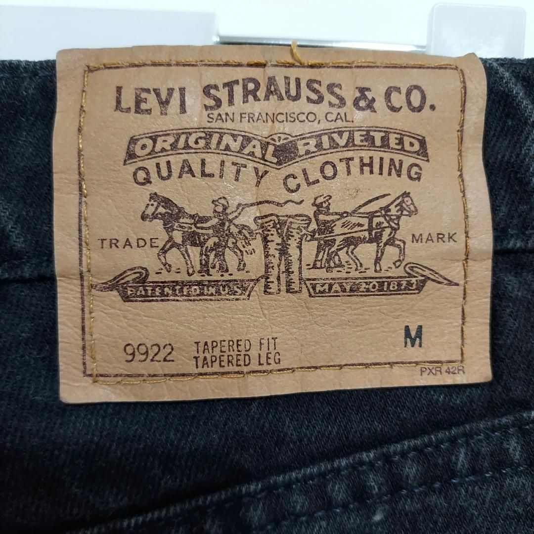 Levi's(リーバイス)のリーバイス9922 実寸 W35 ブラックデニム 黒 USA製 90s 8379 メンズのパンツ(デニム/ジーンズ)の商品写真