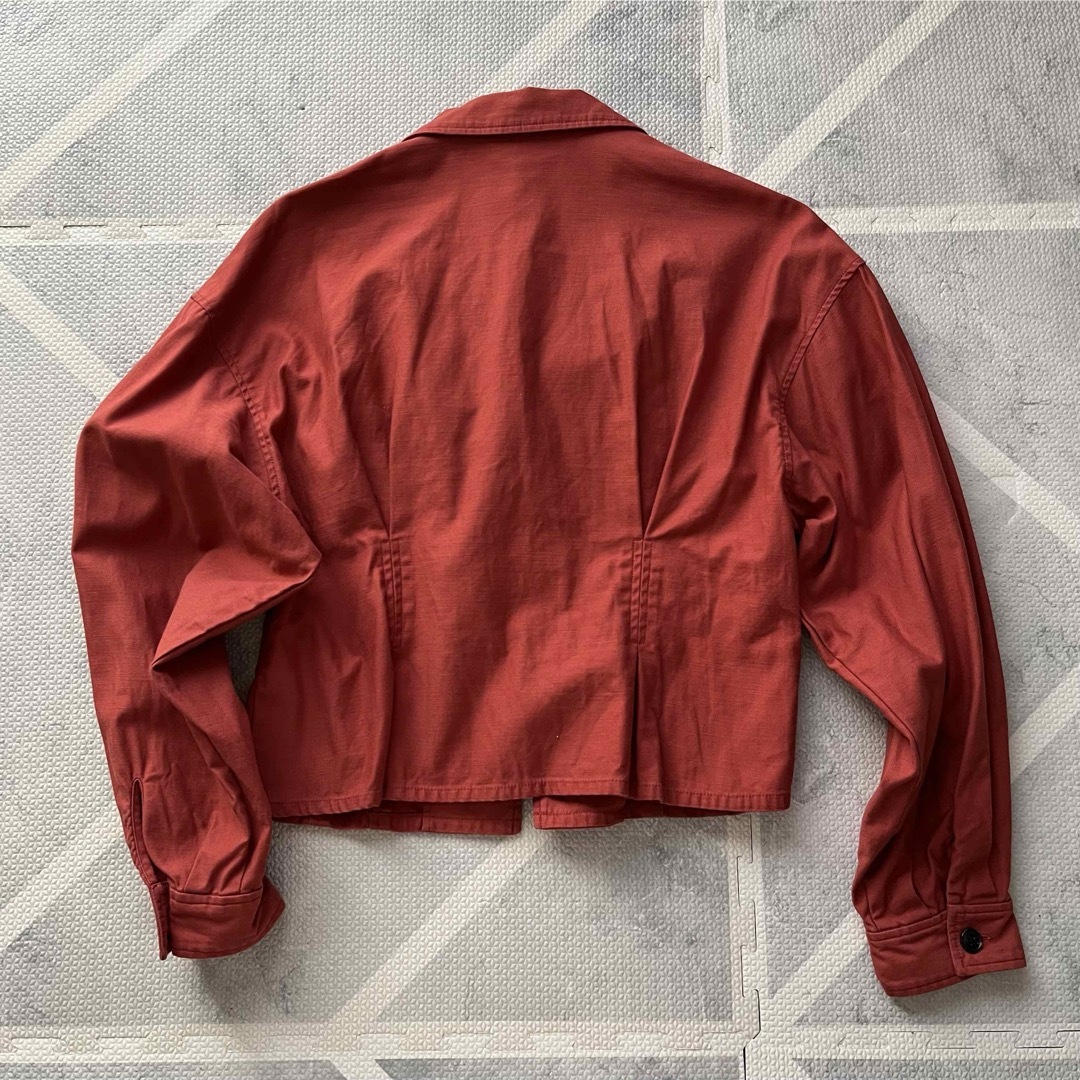 moussy(マウジー)のMOUSSY マウジー ショート丈ジャケット ボリュームスリーブ 赤 レッド レディースのジャケット/アウター(ブルゾン)の商品写真