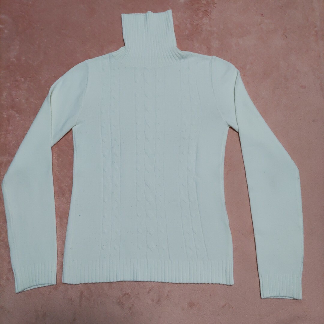 長袖ニット　Mサイズ　白 レディースのトップス(ニット/セーター)の商品写真