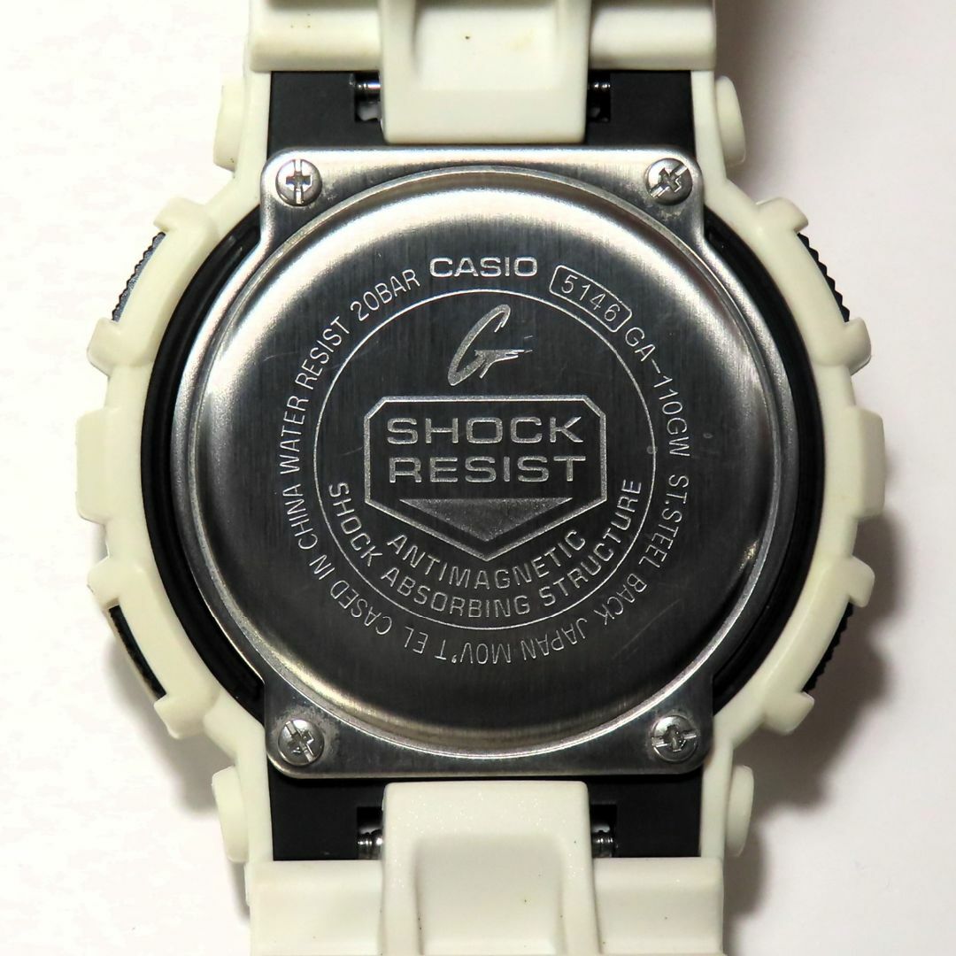 CASIO(カシオ)の稼働品 美品 CASIO G-SHOCK カシオ 腕時計 GA-110GW 白 メンズの時計(腕時計(デジタル))の商品写真