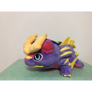 カプコン(CAPCOM)のモンスターハンターライズ　マガイマガドぬいぐるみ　レア商品(ゲームキャラクター)