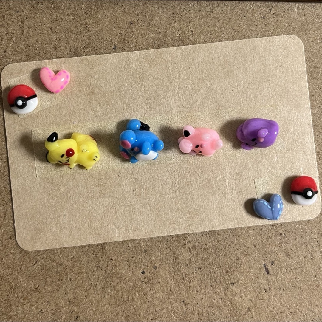 ポケモン(ポケモン)の3dネイルパーツ【ゆるかわ　ポケモン　寝そべり　ハート　痛ネイル】 コスメ/美容のネイル(デコパーツ)の商品写真