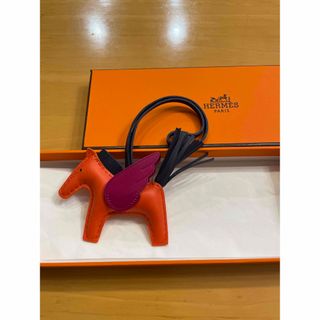 エルメス(Hermes)のキラリ様専用☆正規品☆エルメス<HERMES>ロデオペガサスチャーム/PMサイズ(チャーム)