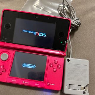 ニンテンドー3DS(ニンテンドー3DS)のニンテンドー3DS 本体 グロスピンク(家庭用ゲーム機本体)