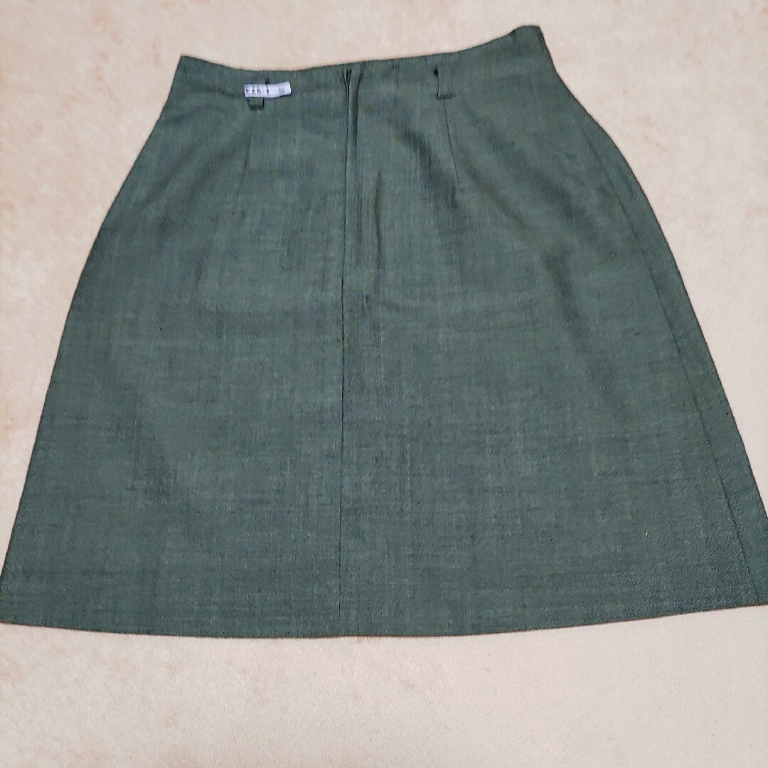 タイトスカート　W63㎝　茶色 レディースのスカート(ひざ丈スカート)の商品写真