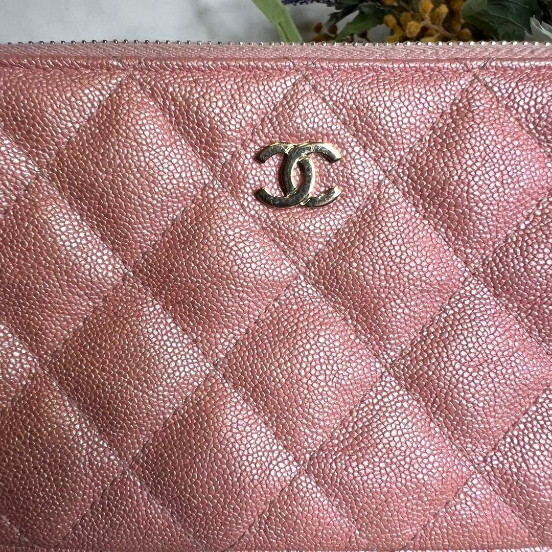 CHANEL(シャネル)のCHANEL シャネル【美品】チェーンウォレット フォンケース バッグ レディースのバッグ(ショルダーバッグ)の商品写真