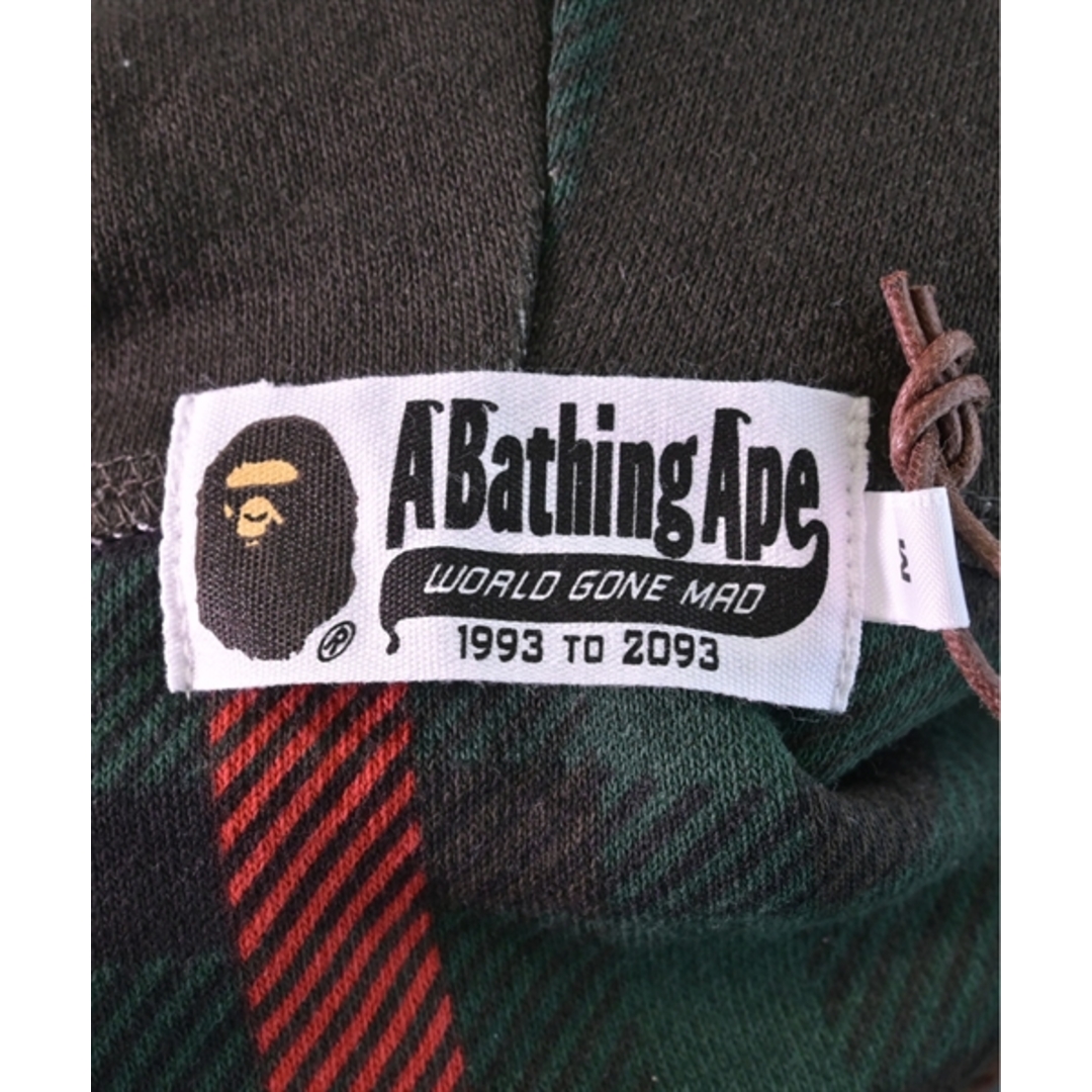 A BATHING APE(アベイシングエイプ)のA BATHING APE パーカー M 緑x赤x黒(チェック) 【古着】【中古】 メンズのトップス(パーカー)の商品写真