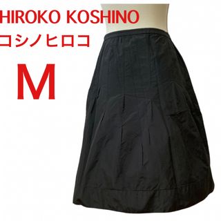 ヒロココシノ(HIROKO KOSHINO)の【美品】コシノヒロコひざ丈フレアスカート☆ブラック☆シャカ生地☆シルク☆シンプル(ひざ丈スカート)