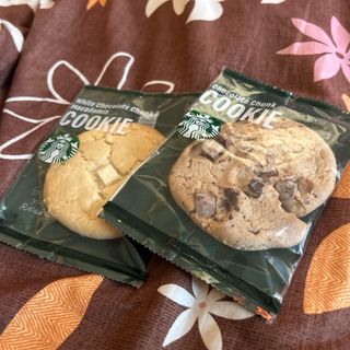 スターバックス(Starbucks)のStarbucks チョコレートチャンククッキーとホワイトチョコセット(菓子/デザート)