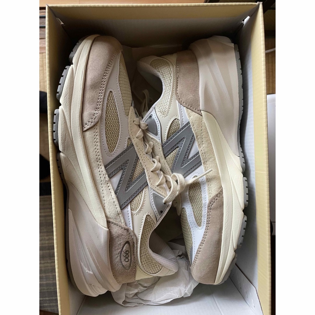 New Balance(ニューバランス)のNew Balance 990V6 "Beige" 27センチ メンズの靴/シューズ(スニーカー)の商品写真